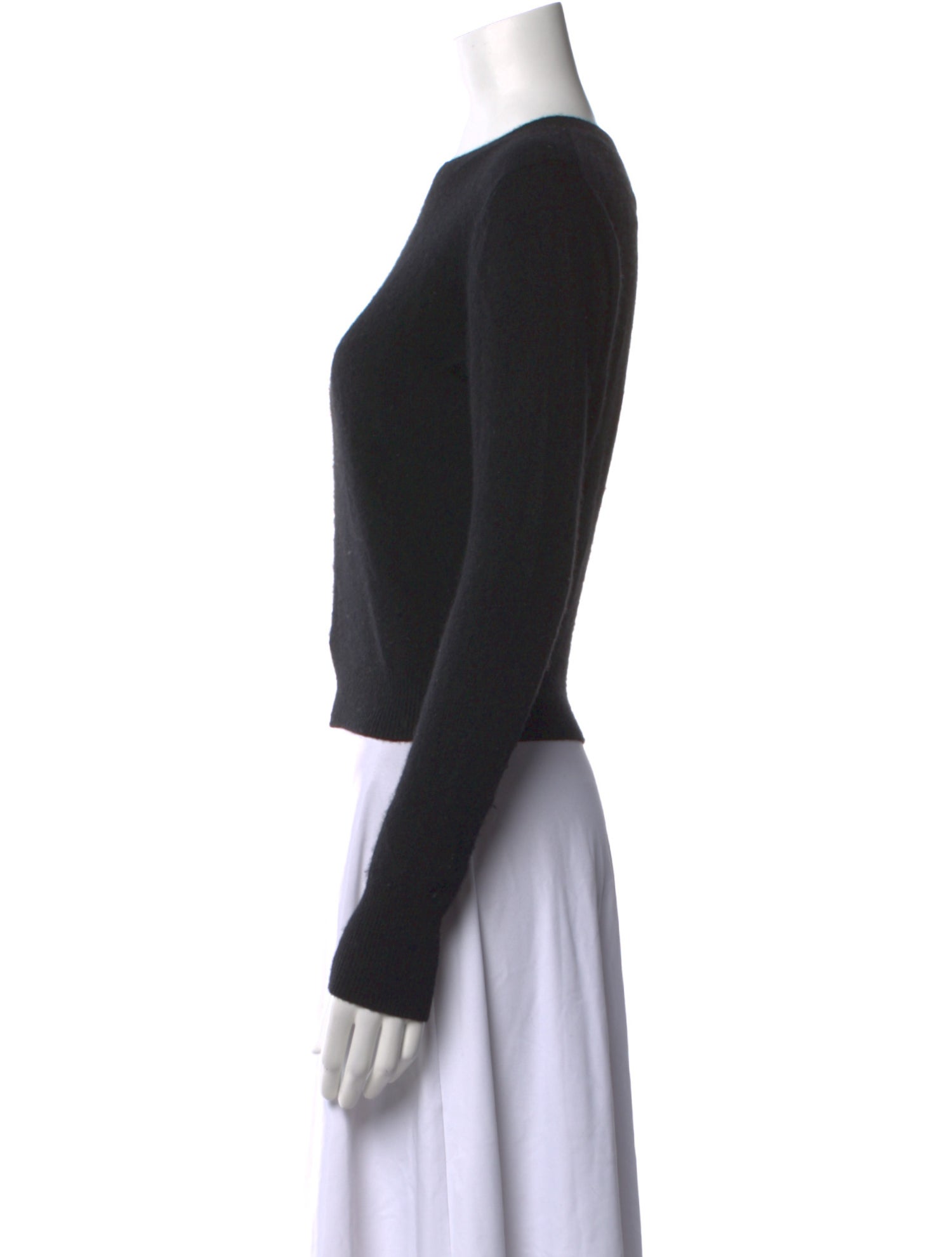 Éterne Cashmere Crew Neck Sweater