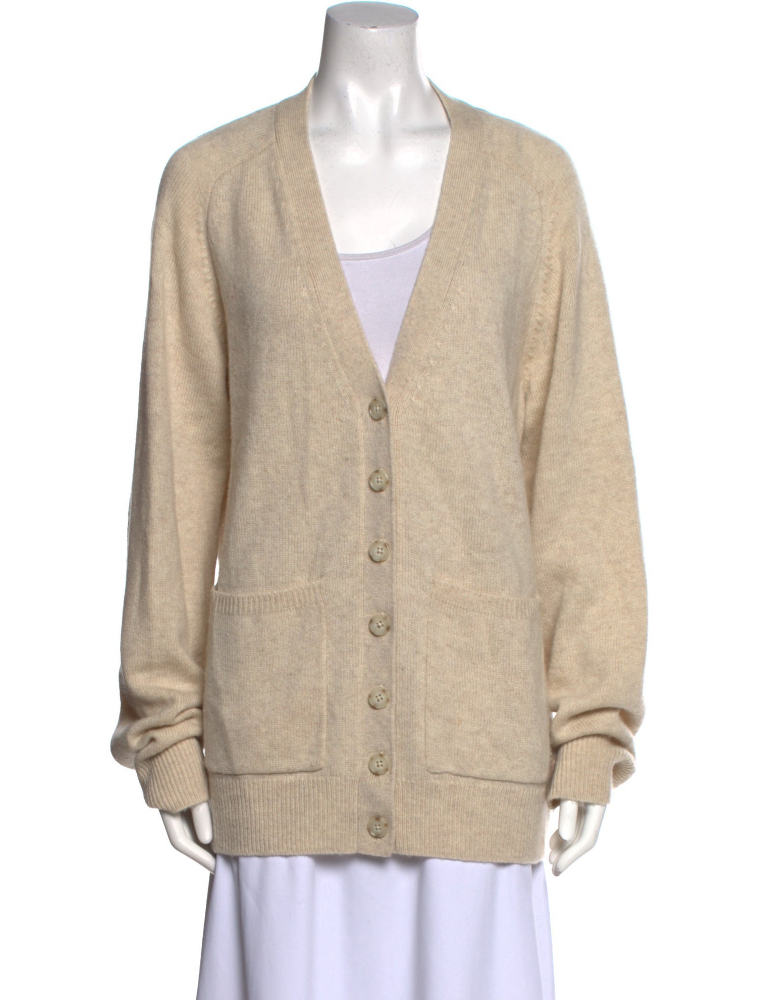 Éterne Cashmere V-Neck Sweater