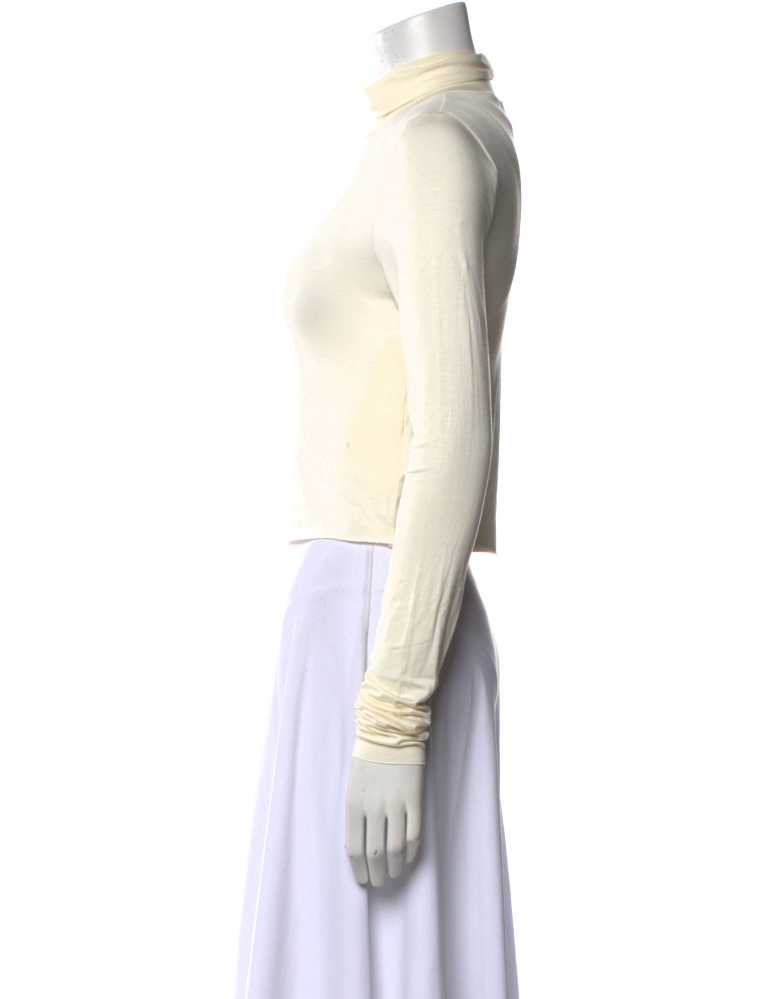 Éterne Turtleneck Long Sleeve Sweatshirt