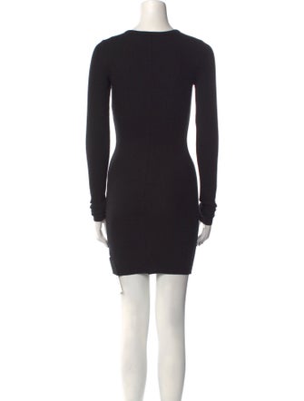 Éterne Crew Neck Mini Dress