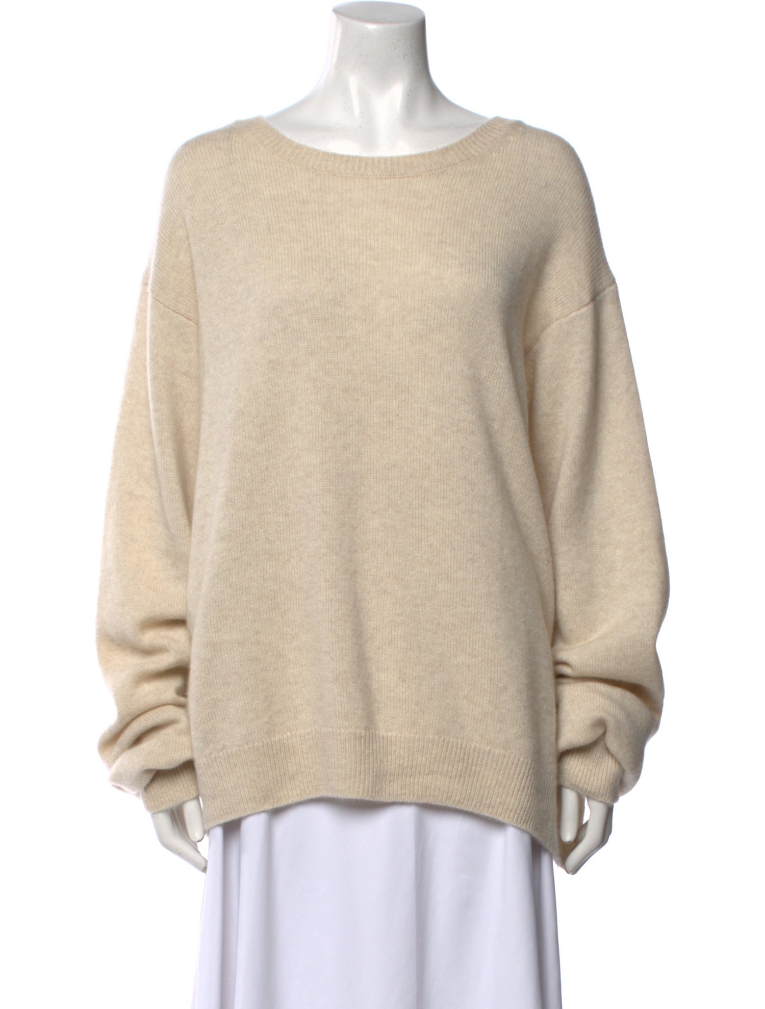 Éterne Cashmere Scoop Neck Sweater