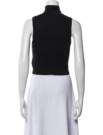 Éterne Turtleneck Sleeveless Crop Top