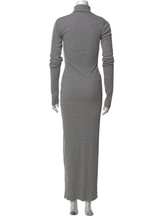 Éterne Turtleneck Long Dress