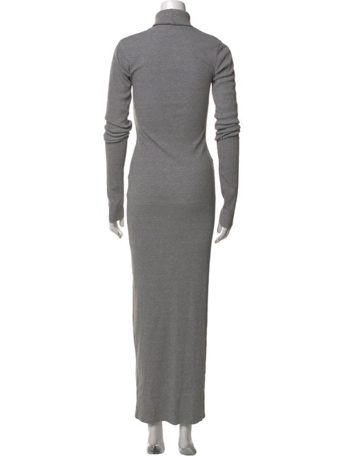 Éterne Turtleneck Long Dress