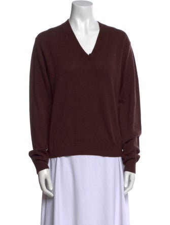 Éterne Cashmere V-Neck Sweater