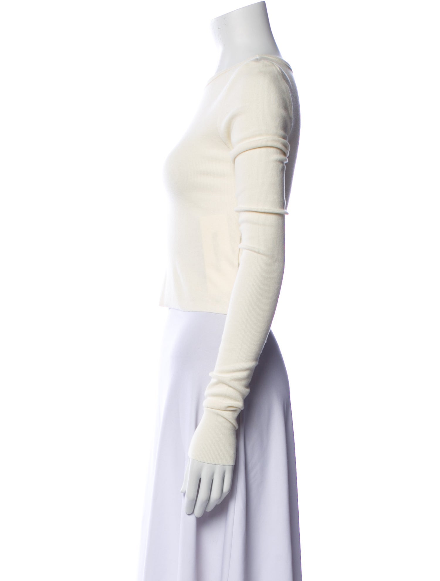 Éterne Crew Neck Long Sleeve Crop Top w/ Tags