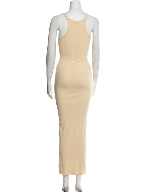 Éterne Scoop Neck Long Dress