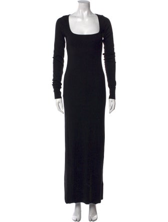 Éterne Square Neckline Long Dress