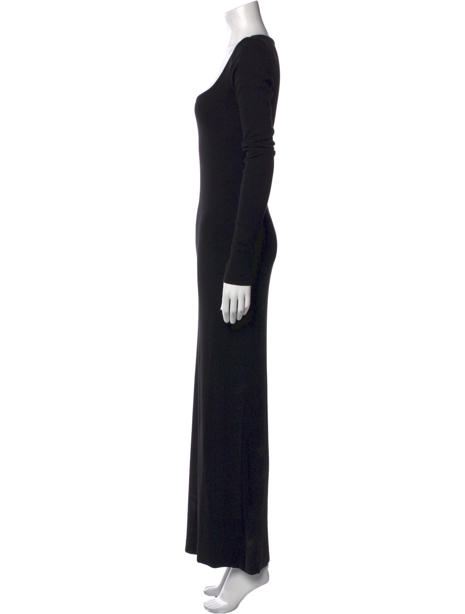 Éterne Square Neckline Long Dress