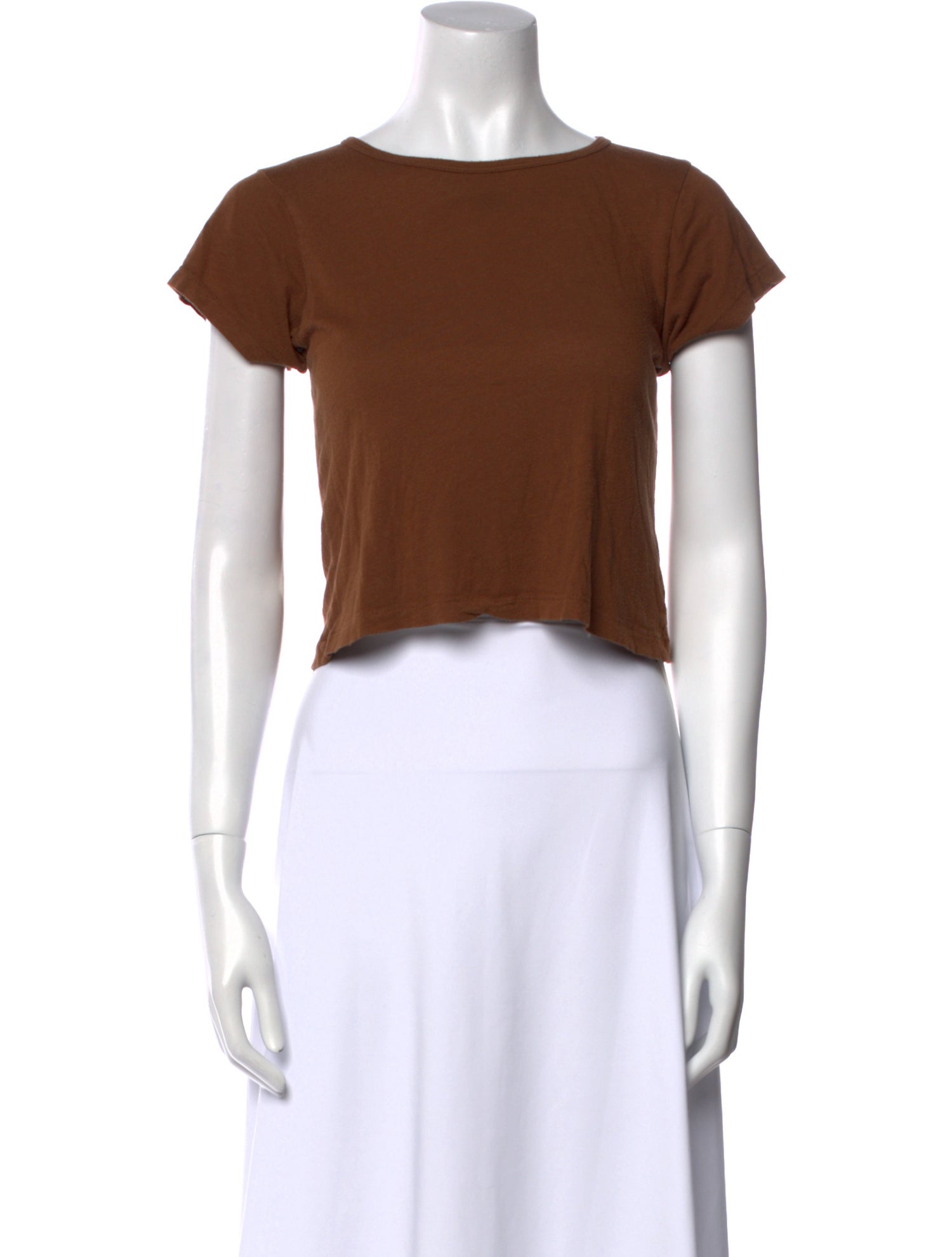 Éterne Bateau Neckline Short Sleeve Crop Top