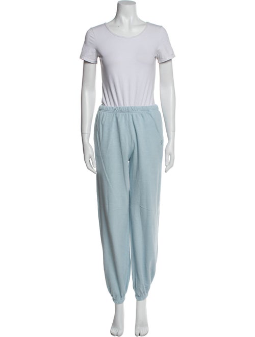 Éterne Embroidered Accent Set