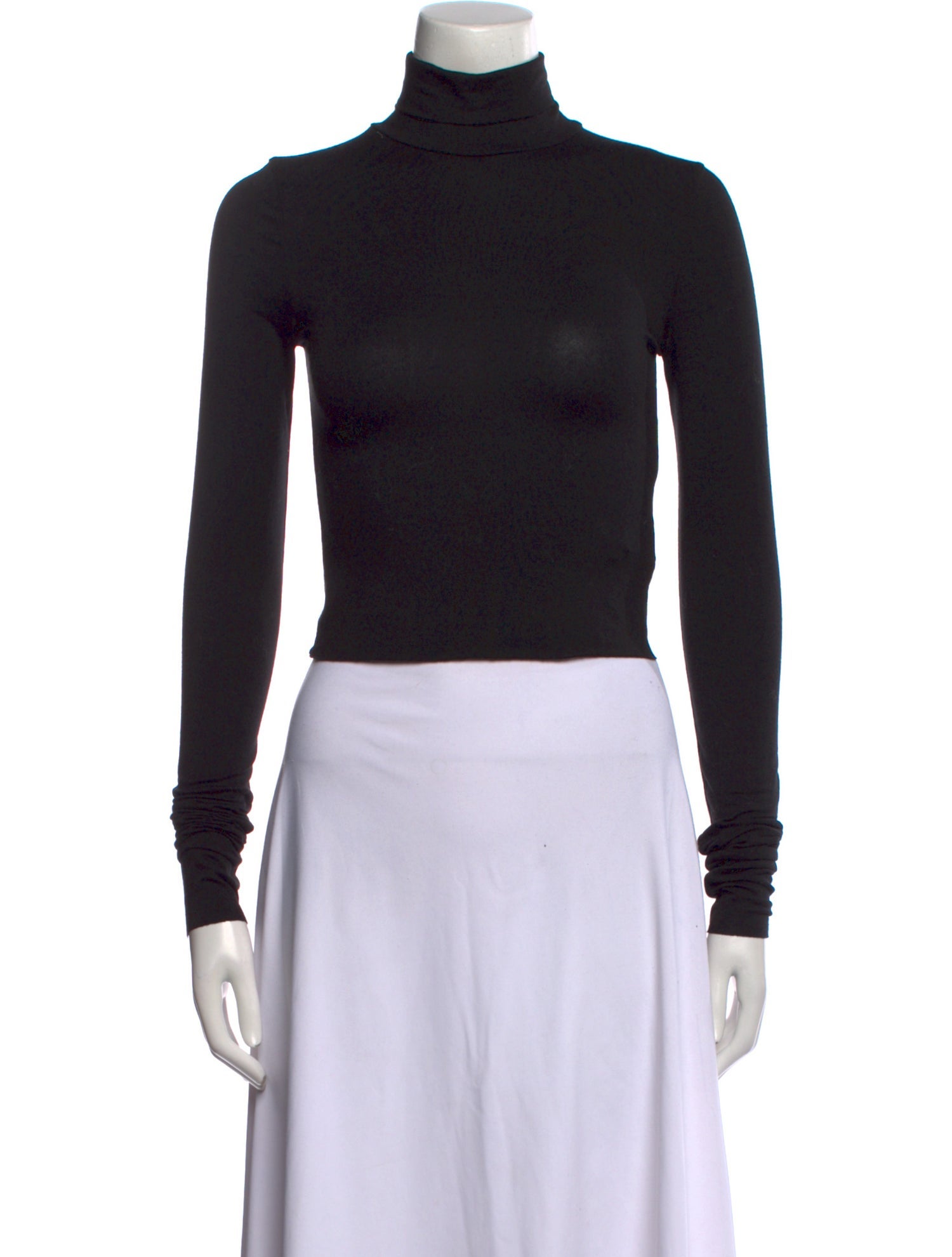 Éterne Turtleneck Long Sleeve Crop Top