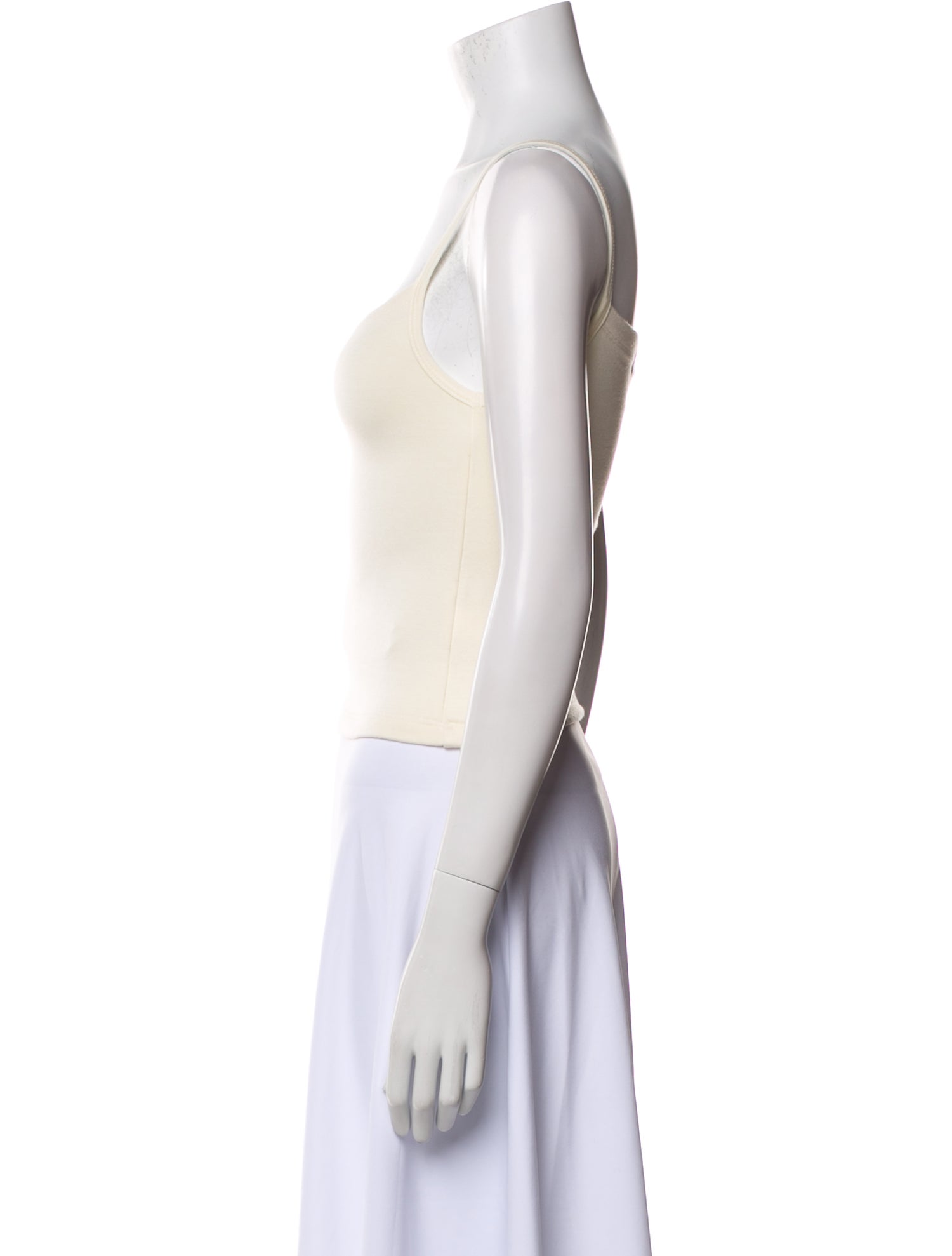 Éterne Square Neckline Sleeveless Crop Top