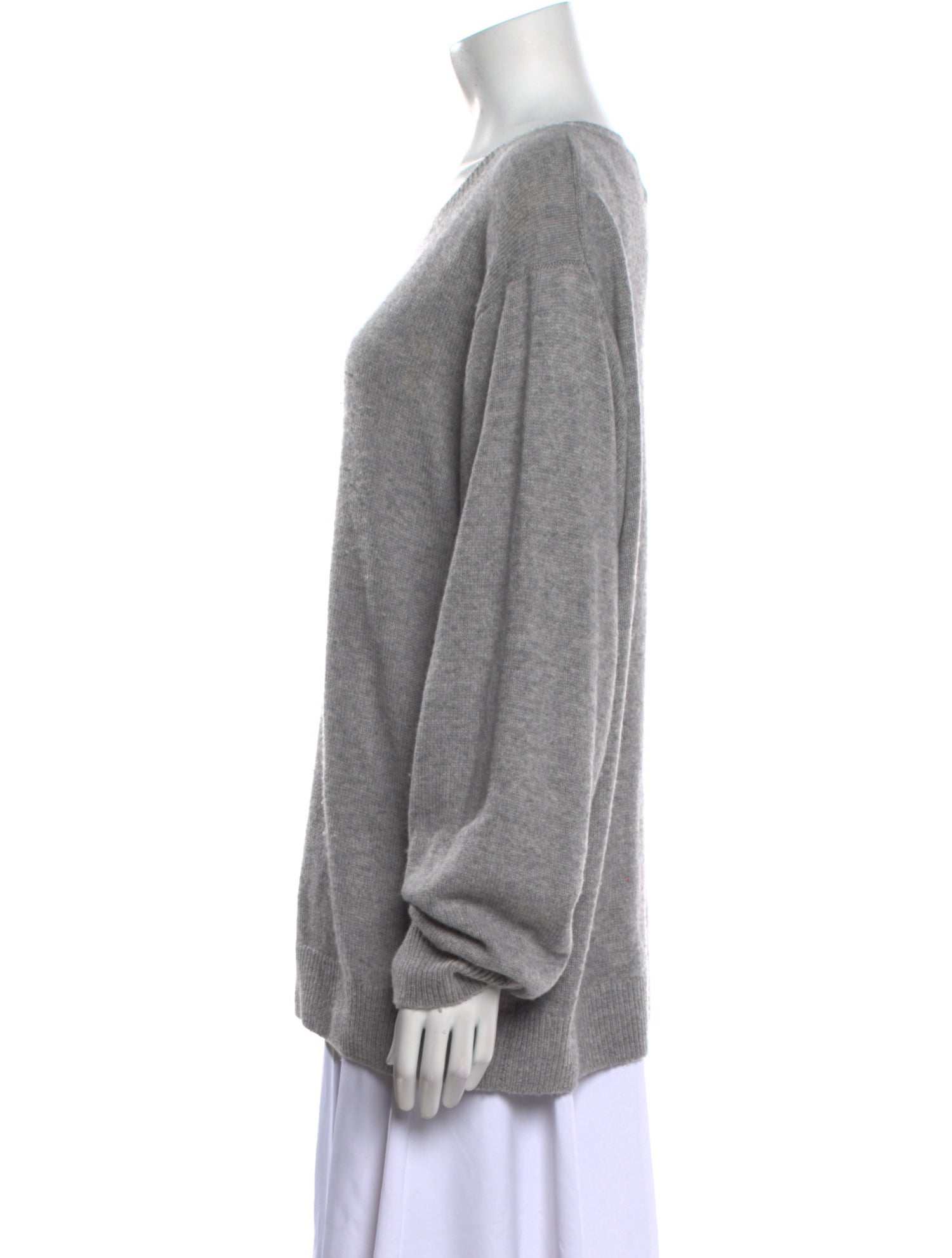Éterne Cashmere Scoop Neck Sweater