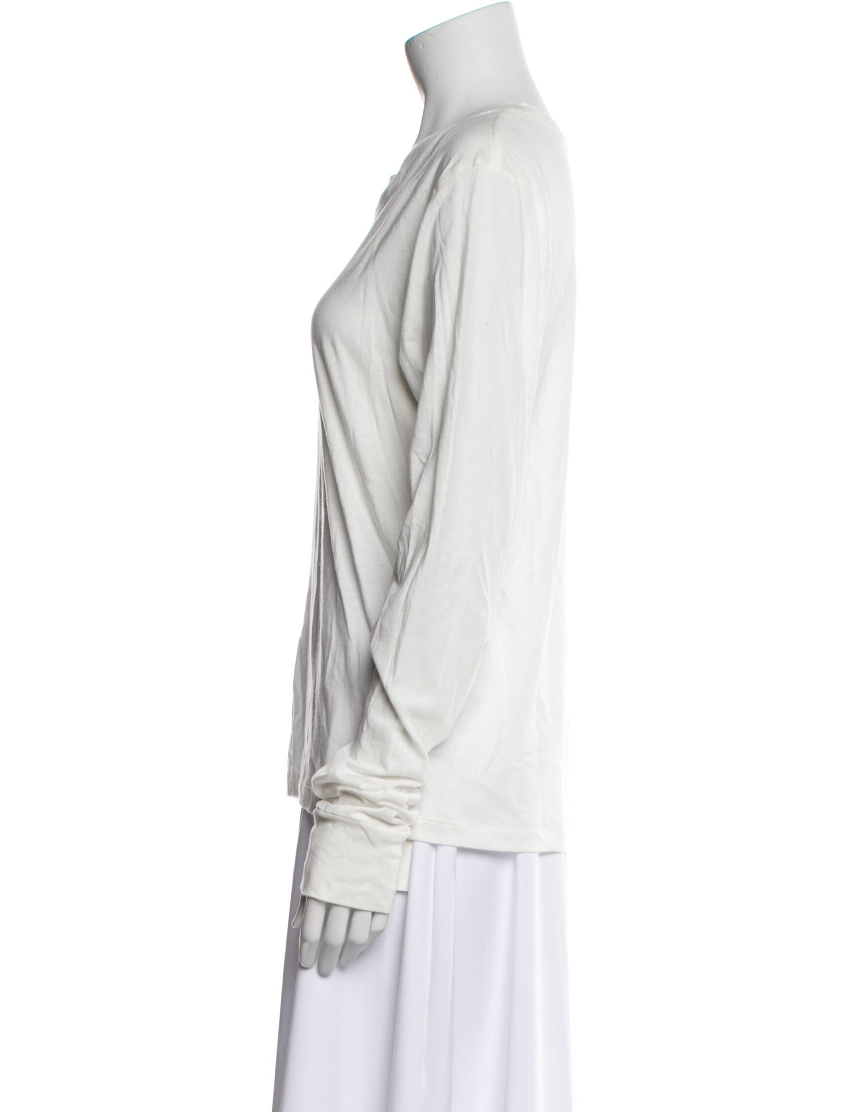 Éterne Scoop Neck Long Sleeve Sweatshirt