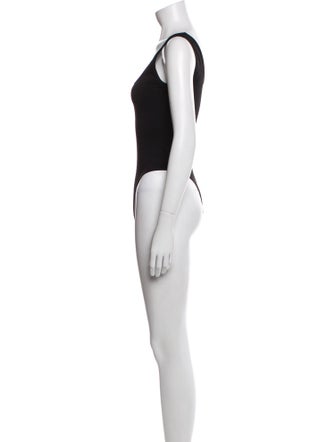 Éterne Nylon Square Neckline Bodysuit