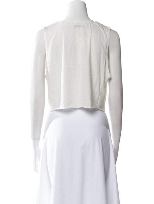 Éterne Crew Neck Sleeveless Crop Top