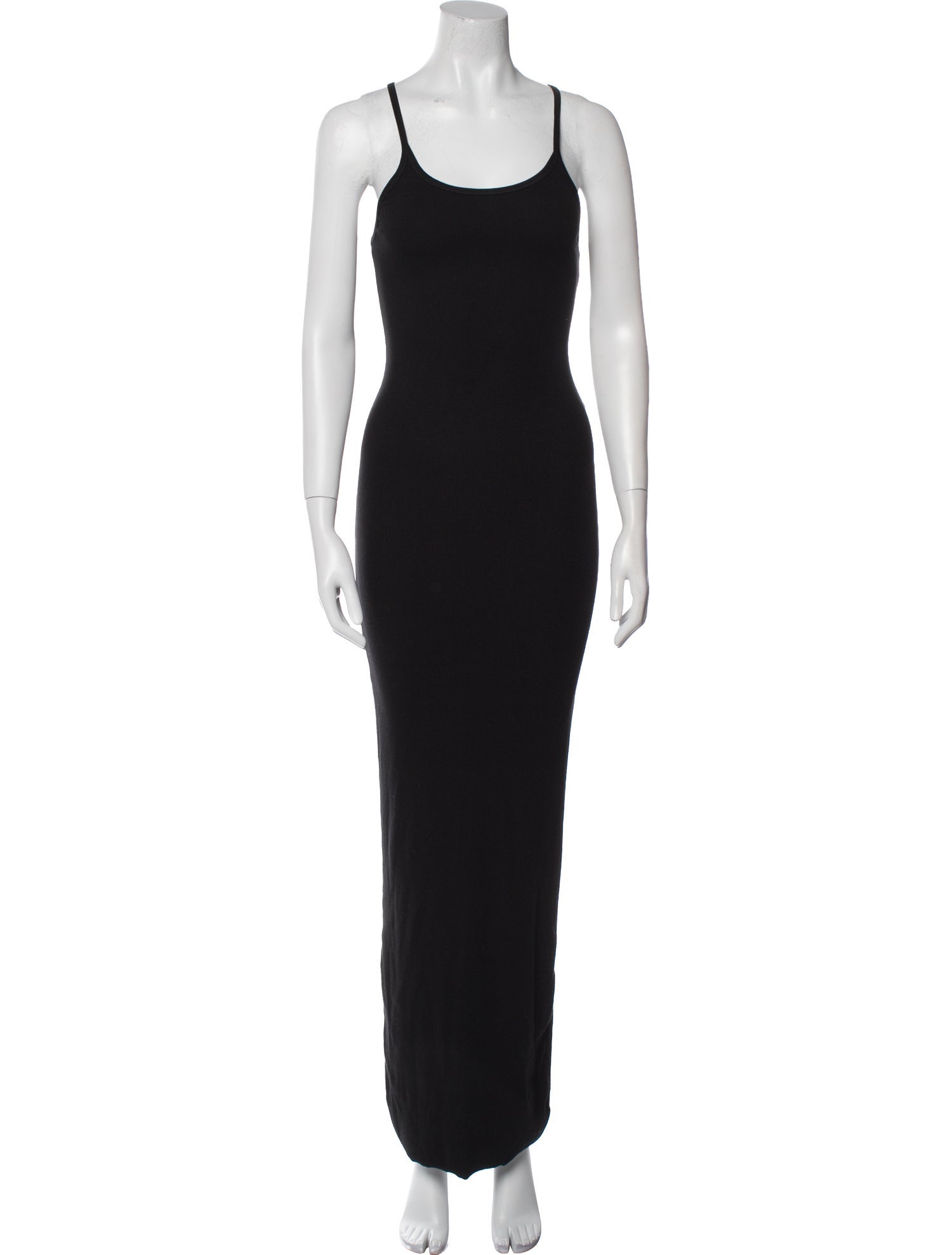 Éterne Scoop Neck Long Dress