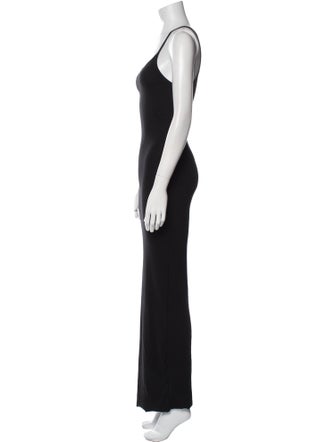Éterne Scoop Neck Long Dress