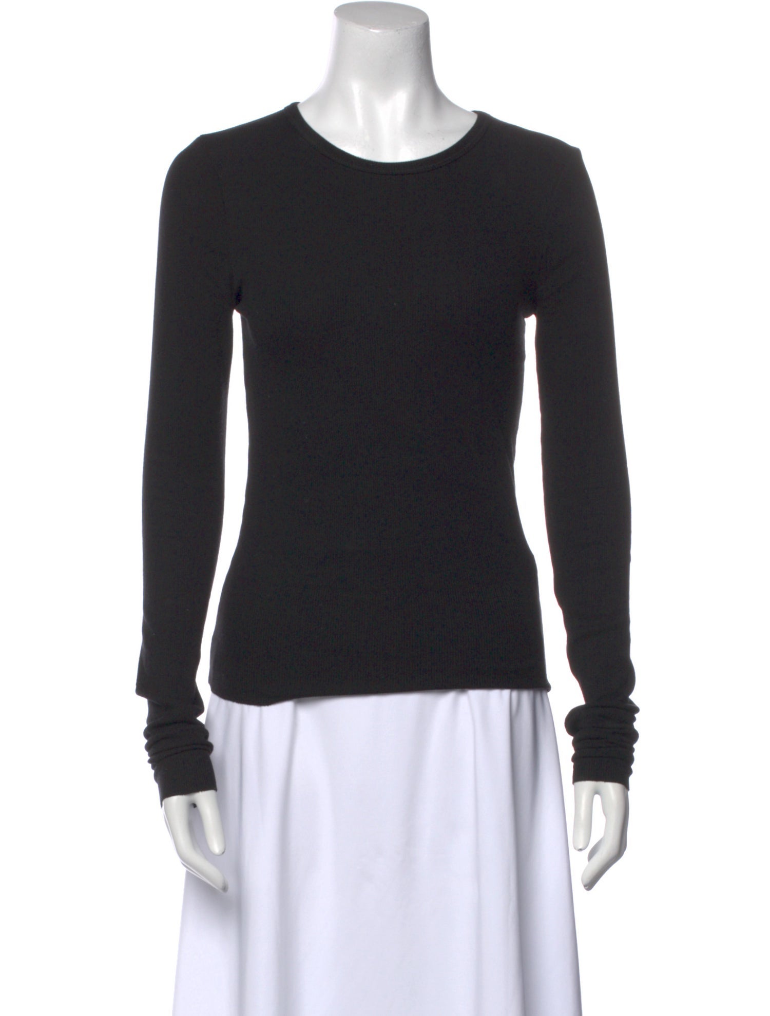 Éterne Scoop Neck Long Sleeve Top