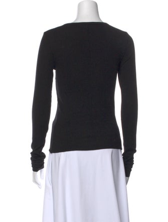 Éterne Scoop Neck Long Sleeve Top