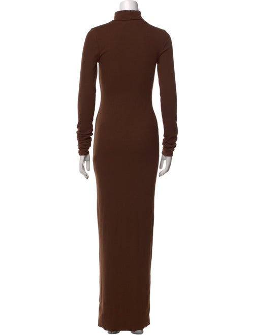 Éterne Turtleneck Long Dress