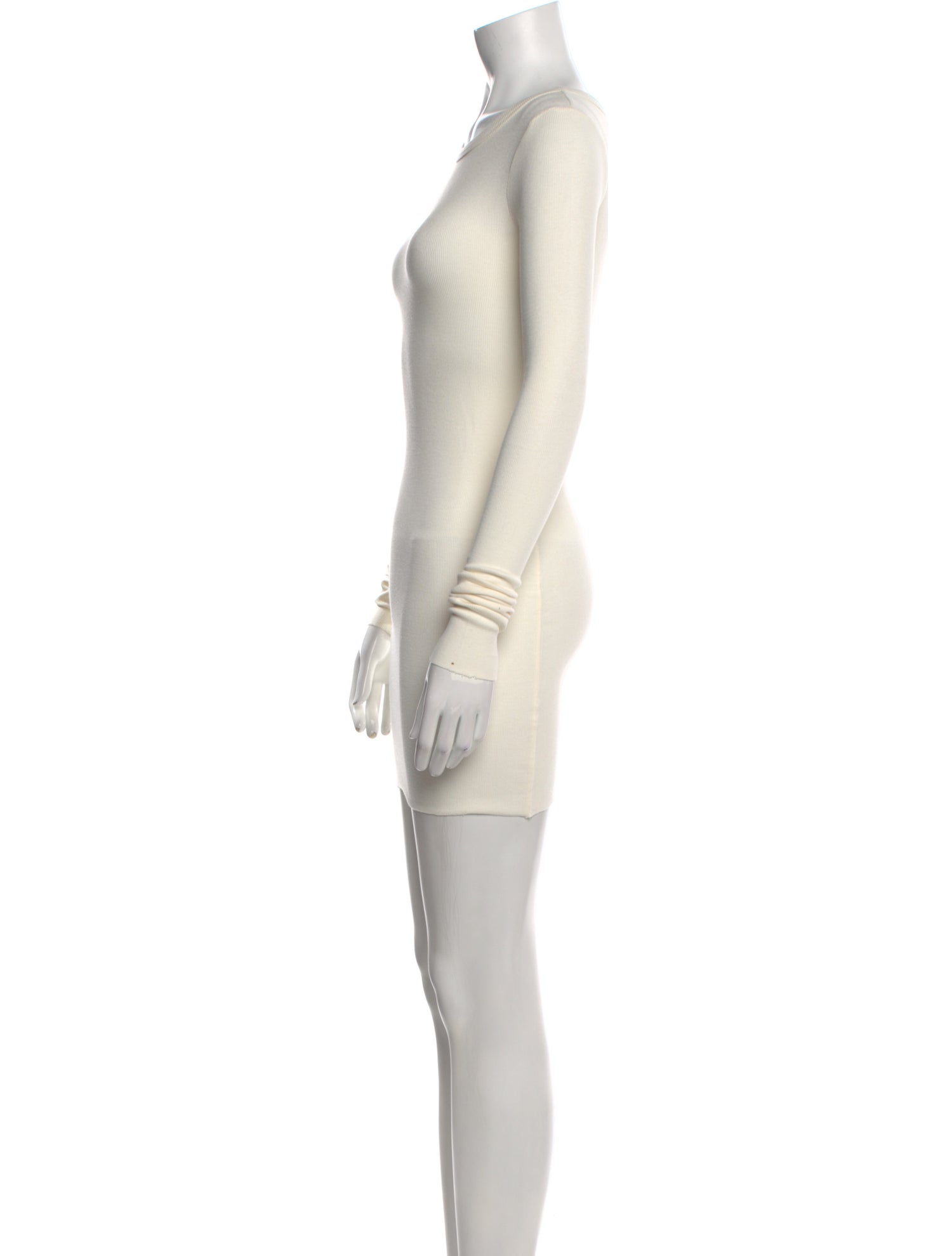 Éterne Bateau Neckline Mini Dress