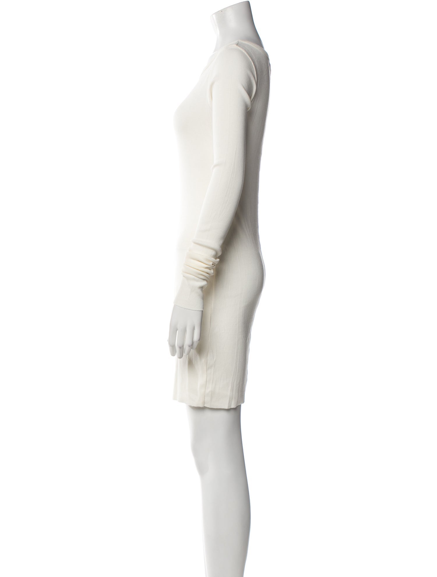 Éterne Bateau Neckline Mini Dress