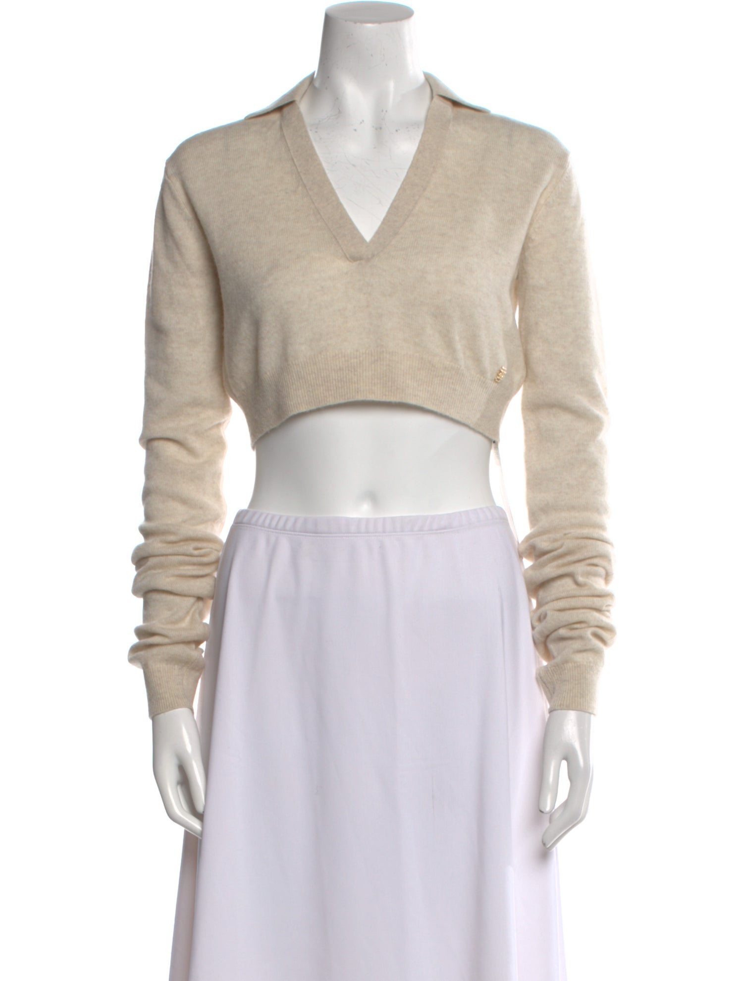 Éterne Cashmere V-Neck Sweater