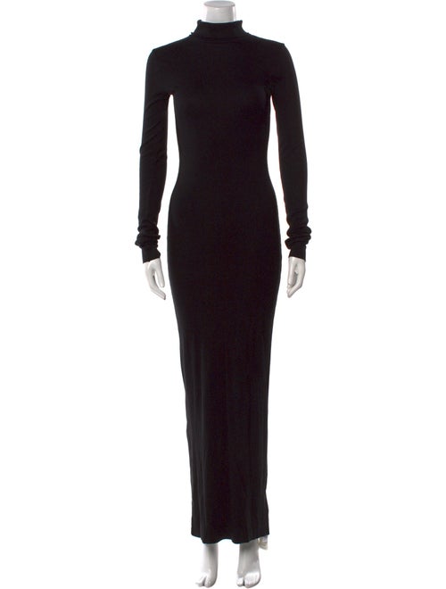 Éterne Turtleneck Long Dress