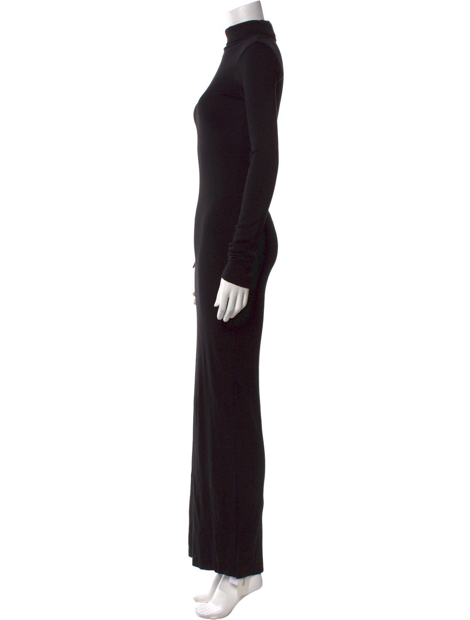 Éterne Turtleneck Long Dress