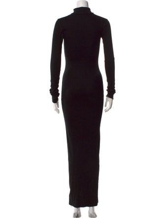 Éterne Turtleneck Long Dress