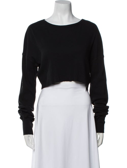 Éterne Bateau Neckline Long Sleeve Crop Top