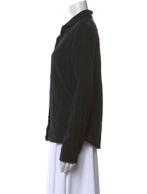 Éterne Long Sleeve Button-Up Top