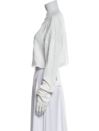 Éterne Bateau Neckline Long Sleeve Crop Top