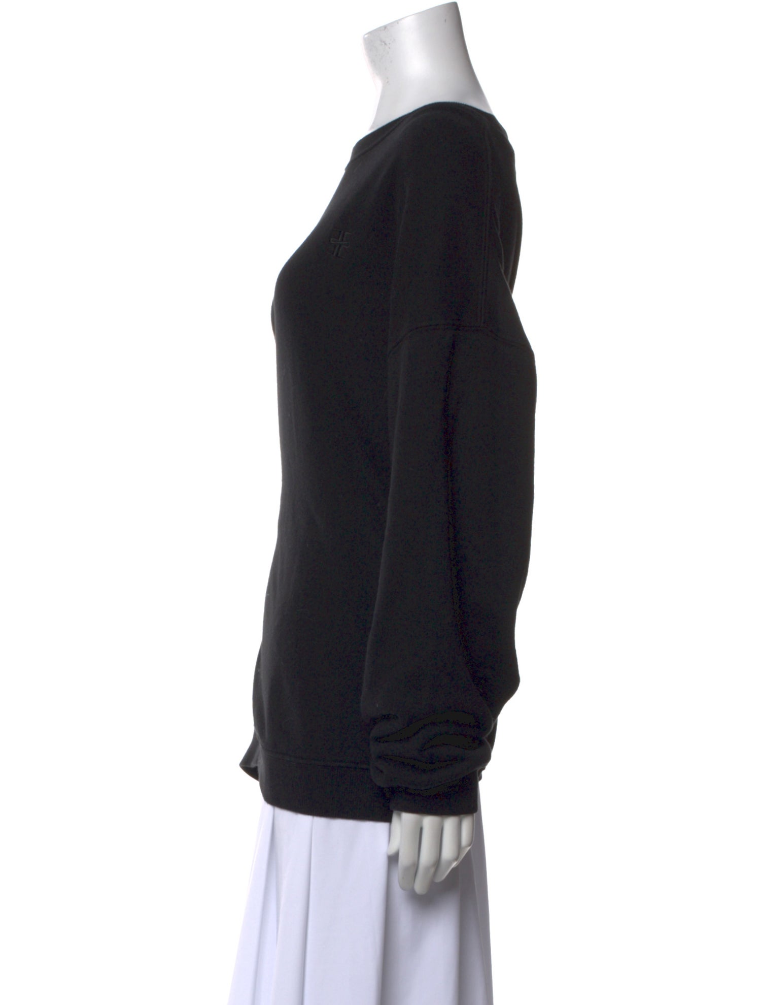 Éterne Bateau Neckline Long Sleeve Sweatshirt