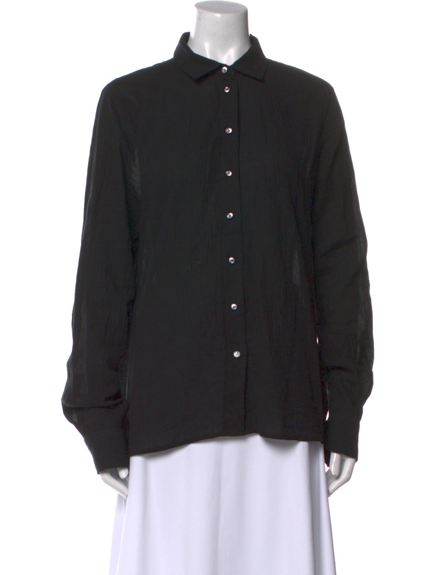 Éterne Long Sleeve Button-Up Top