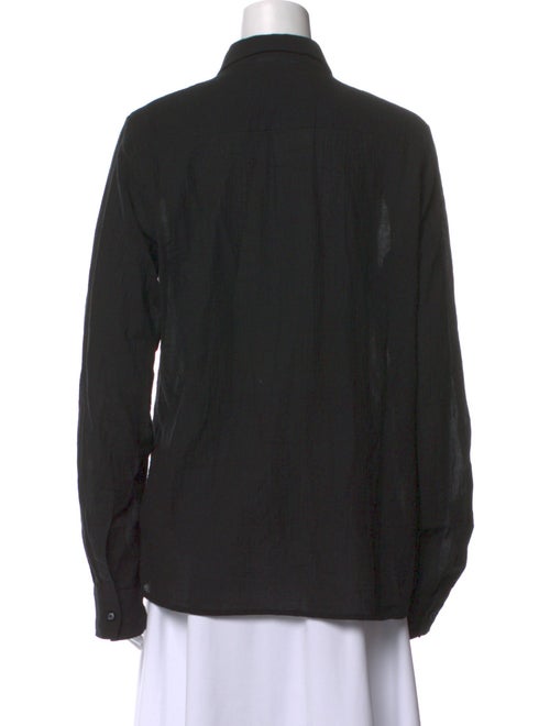 Éterne Long Sleeve Button-Up Top