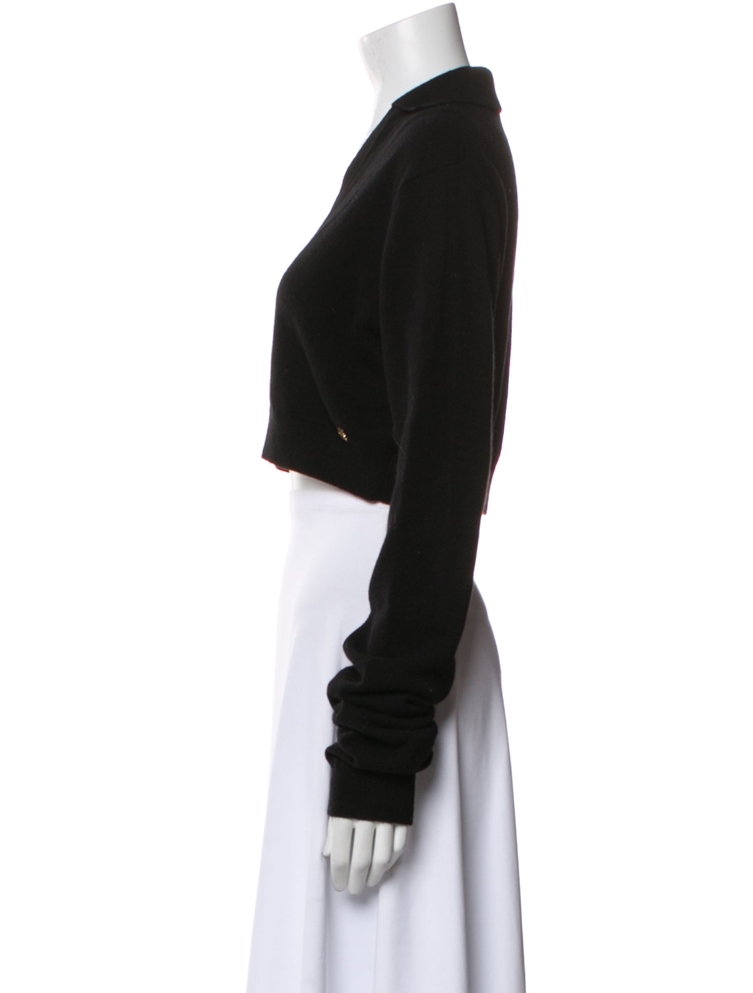 Éterne Cashmere V-Neck Crop Top