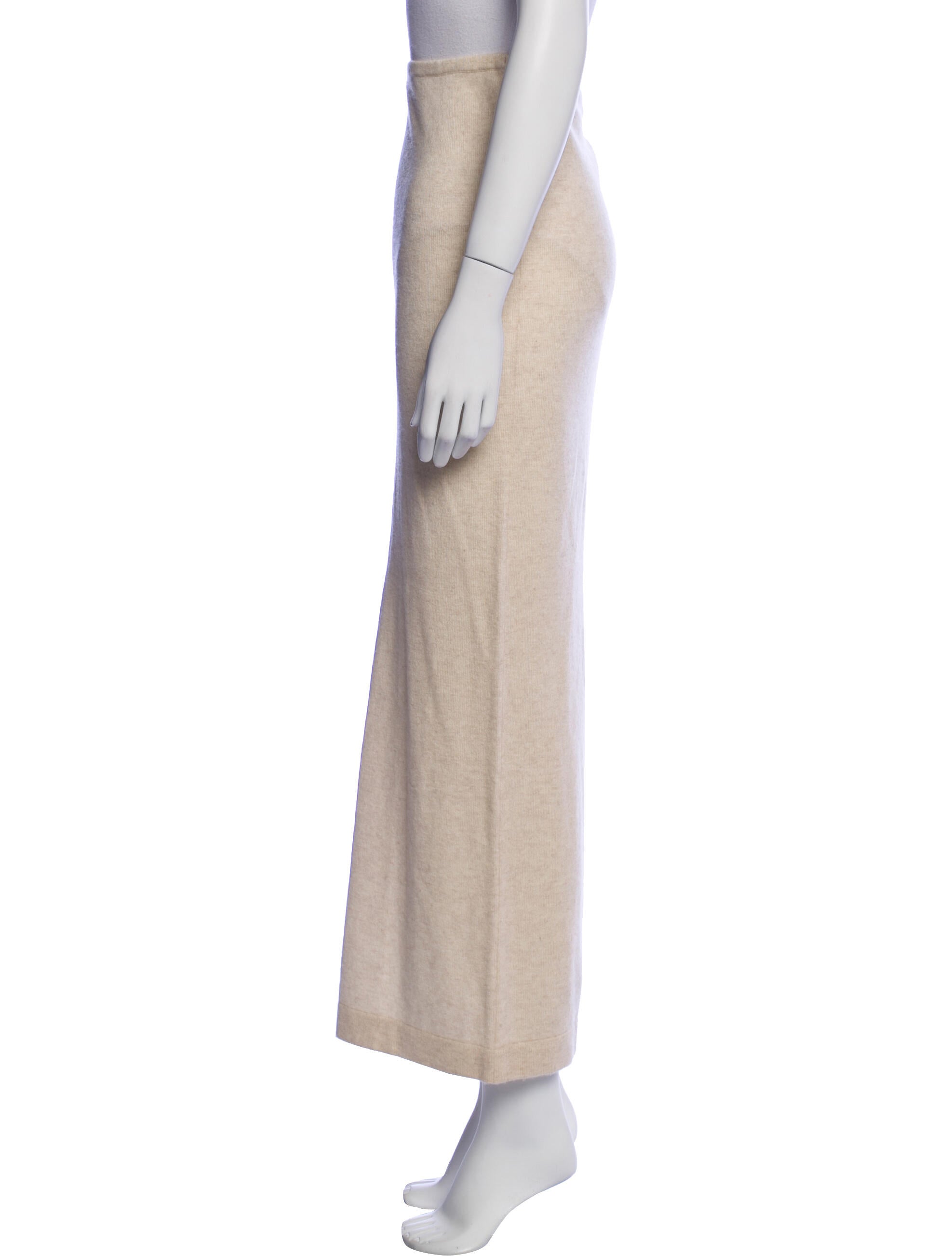 Éterne Cashmere Midi Length Skirt