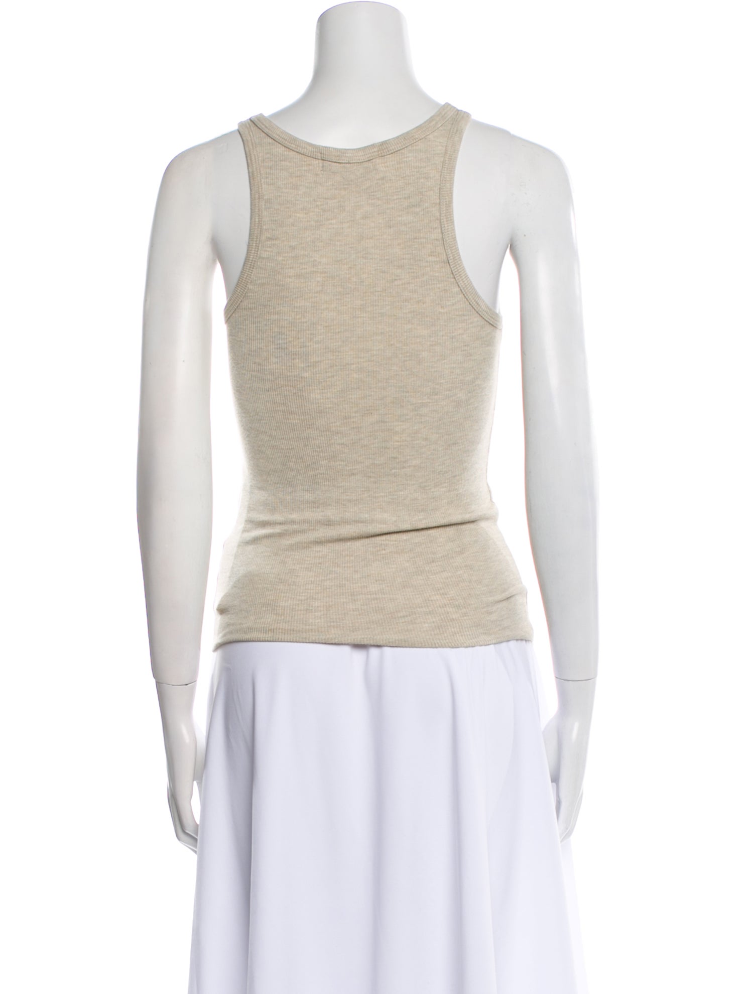 Éterne Scoop Neck Sleeveless Top