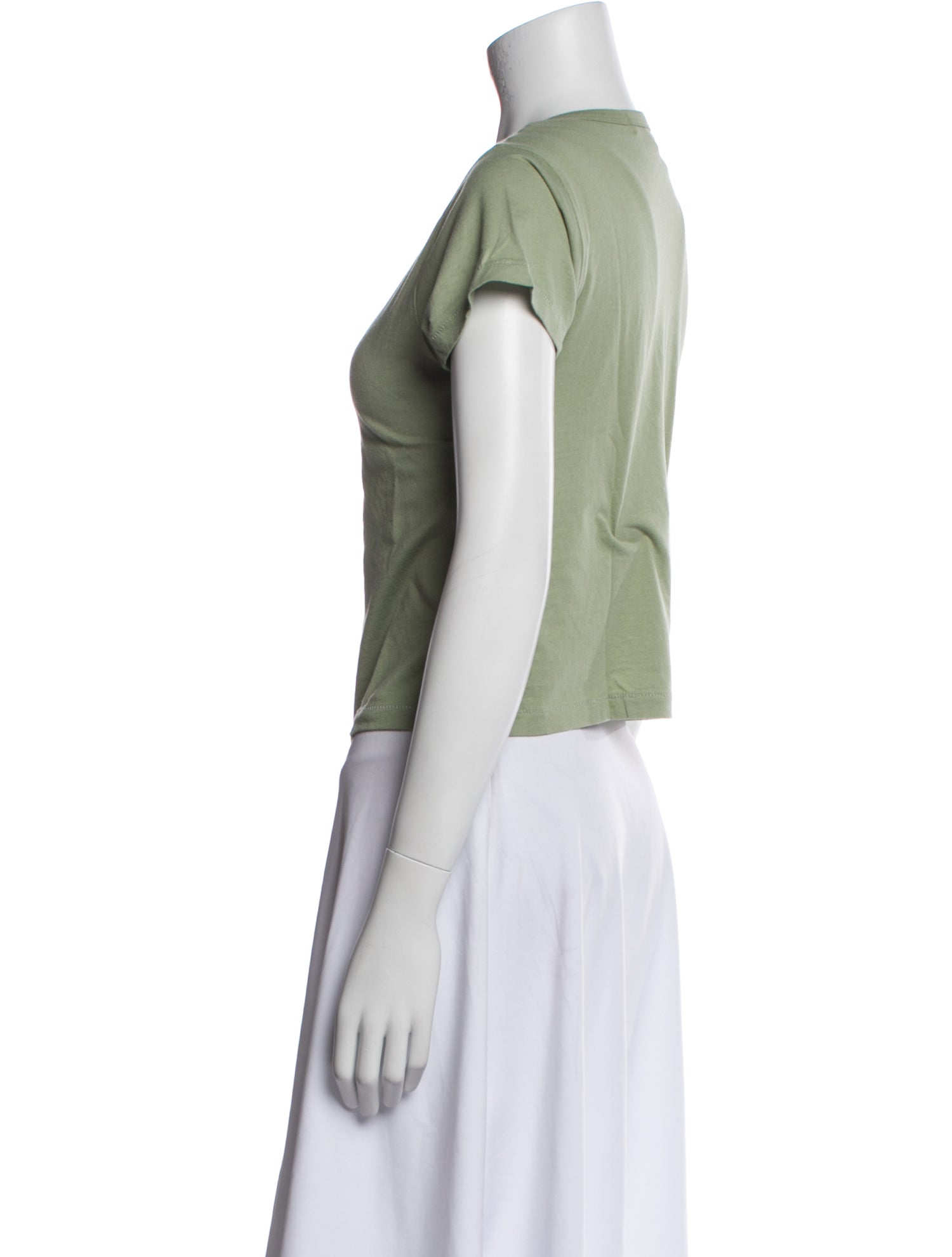 Éterne Scoop Neck Short Sleeve T-Shirt