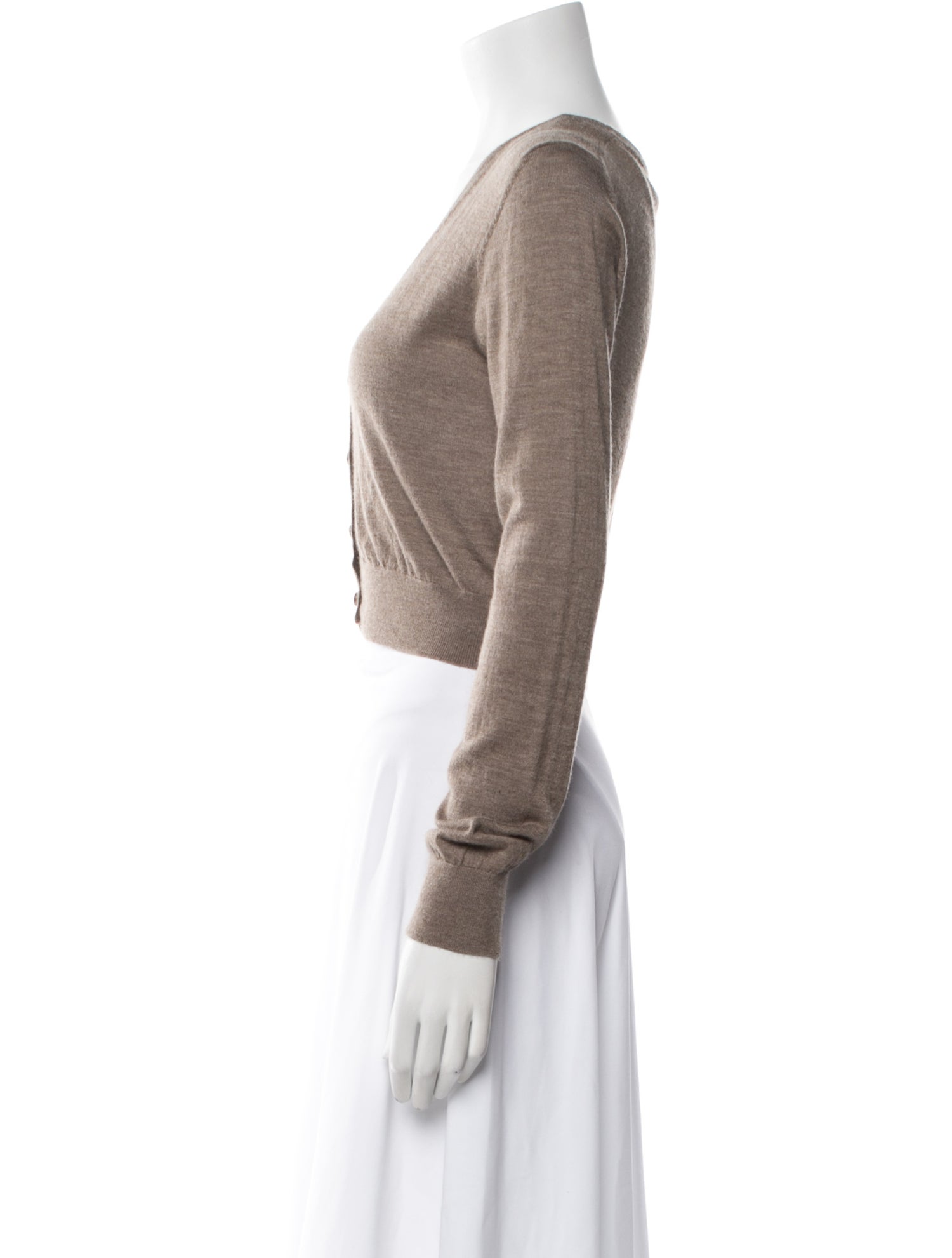Éterne Cashmere V-Neck Sweater