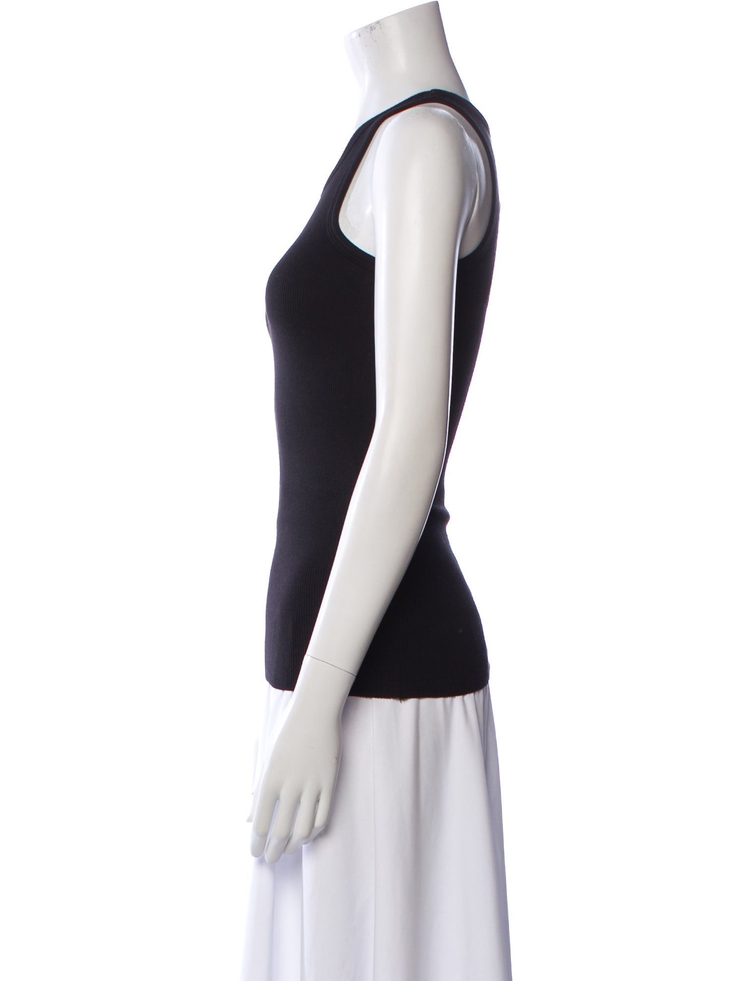 Éterne Scoop Neck Sleeveless Top w/ Tags