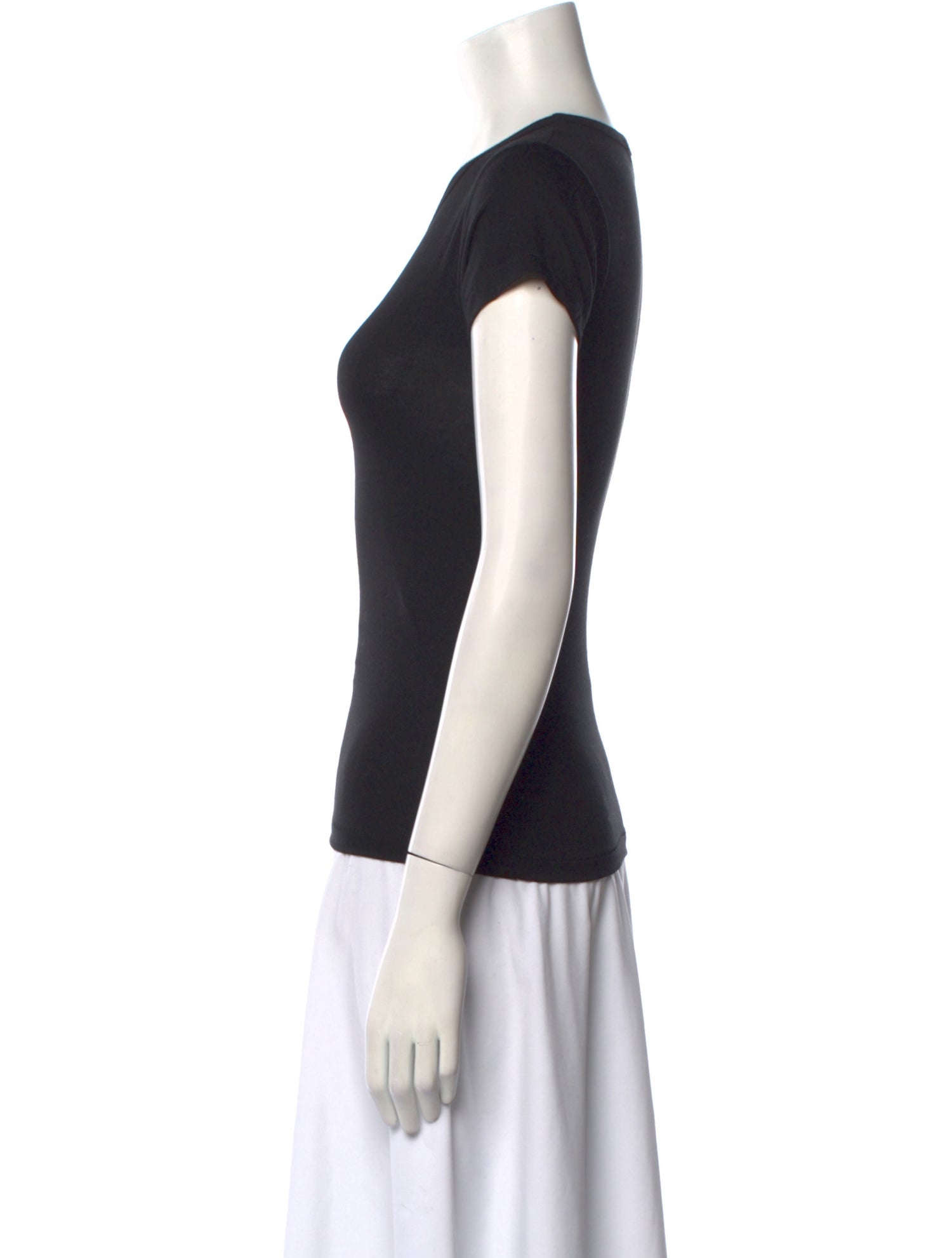 Éterne Crew Neck Short Sleeve T-Shirt