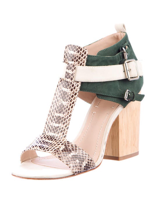 Elizabeth and James Sandals