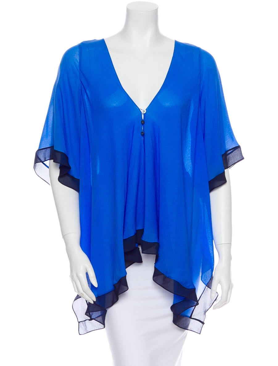 Elizabeth and James Top