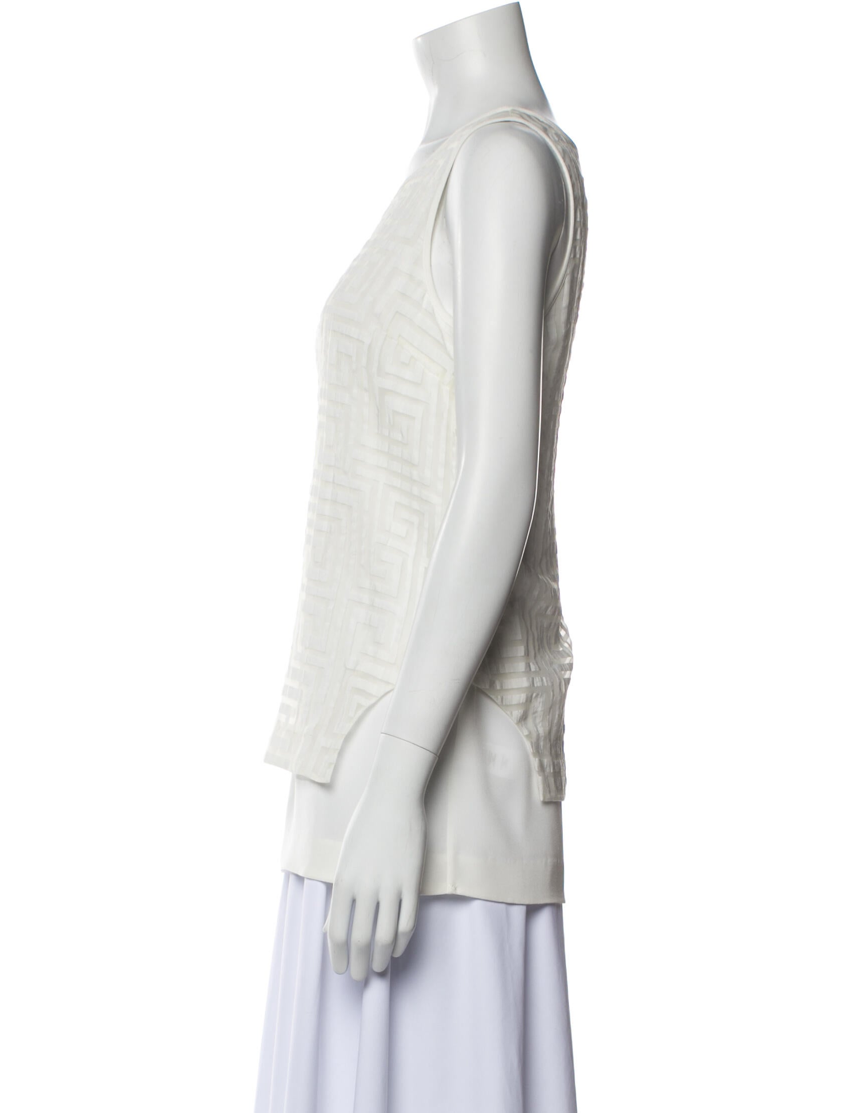 Elizabeth and James Scoop Neck Sleeveless Top