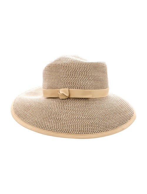 Eric Javits Suin hat