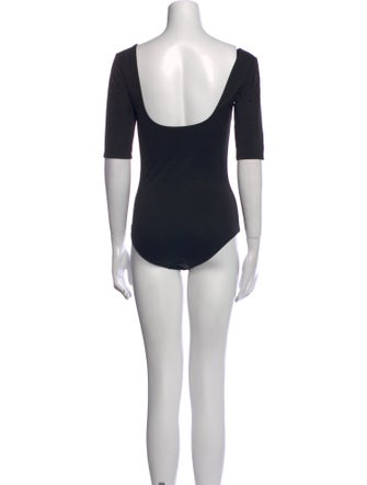 Ernest Leoty V-Neck Short Sleeve Bodysuit